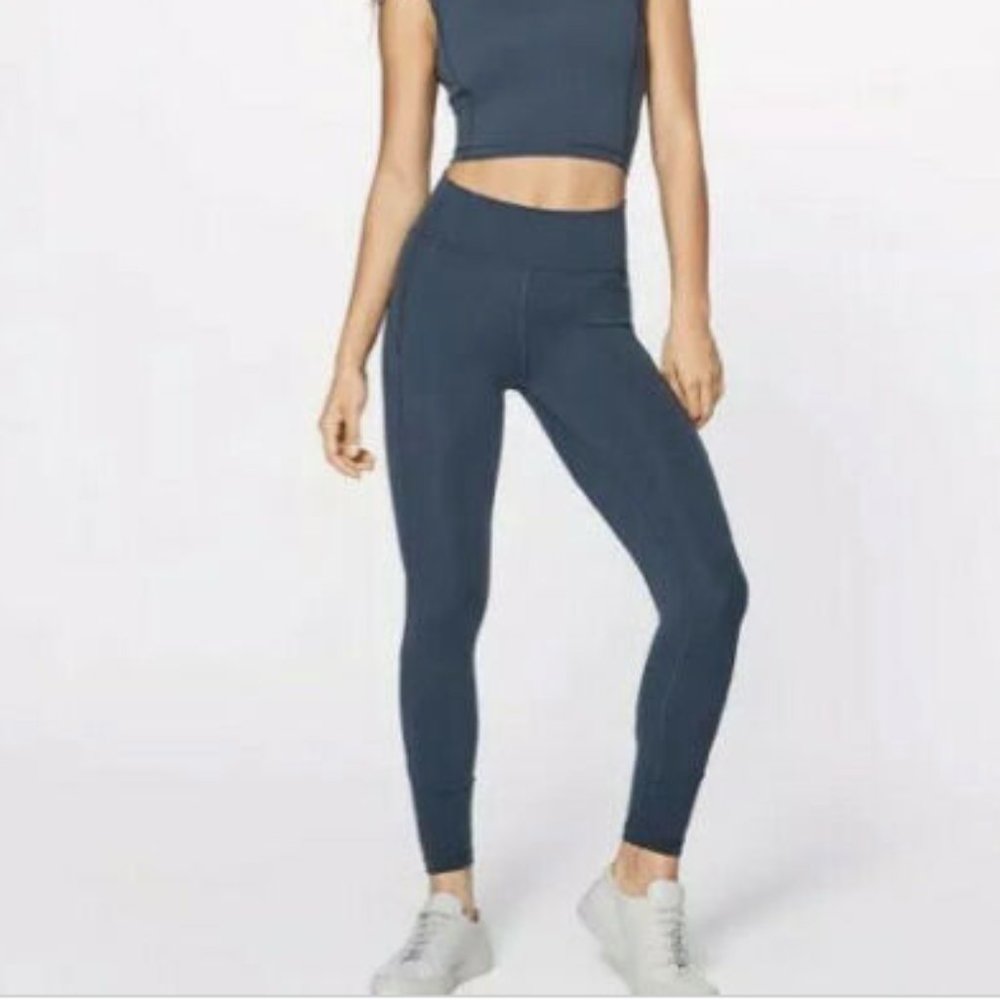 **ISO** Lululemon In Movement 23-25" - Picture 3 of 5